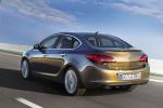 Opel Astra Sedan 2013 года